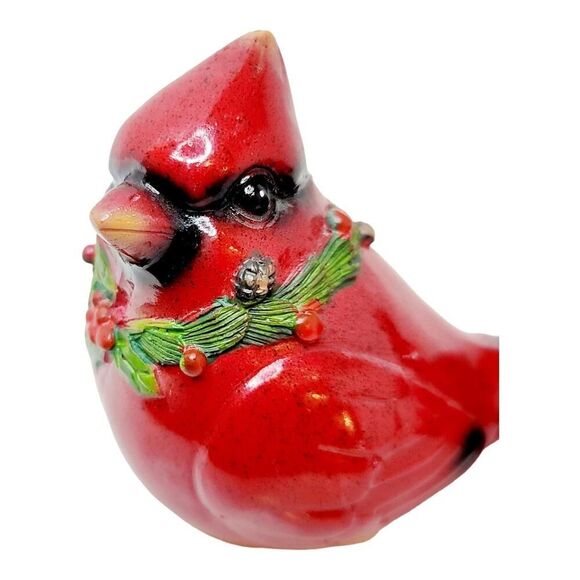 Set Of 2 Red Cardinal Birds Figurine Christmas Wreaths 3" Tall - Picture 6 of 9